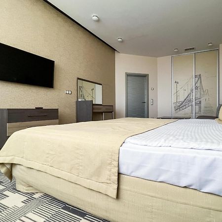 12Th Floor Apartments Odesa Exterior photo
