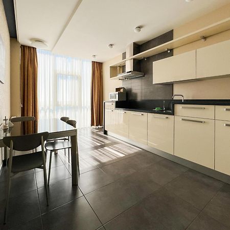 12Th Floor Apartments Odesa Exterior photo
