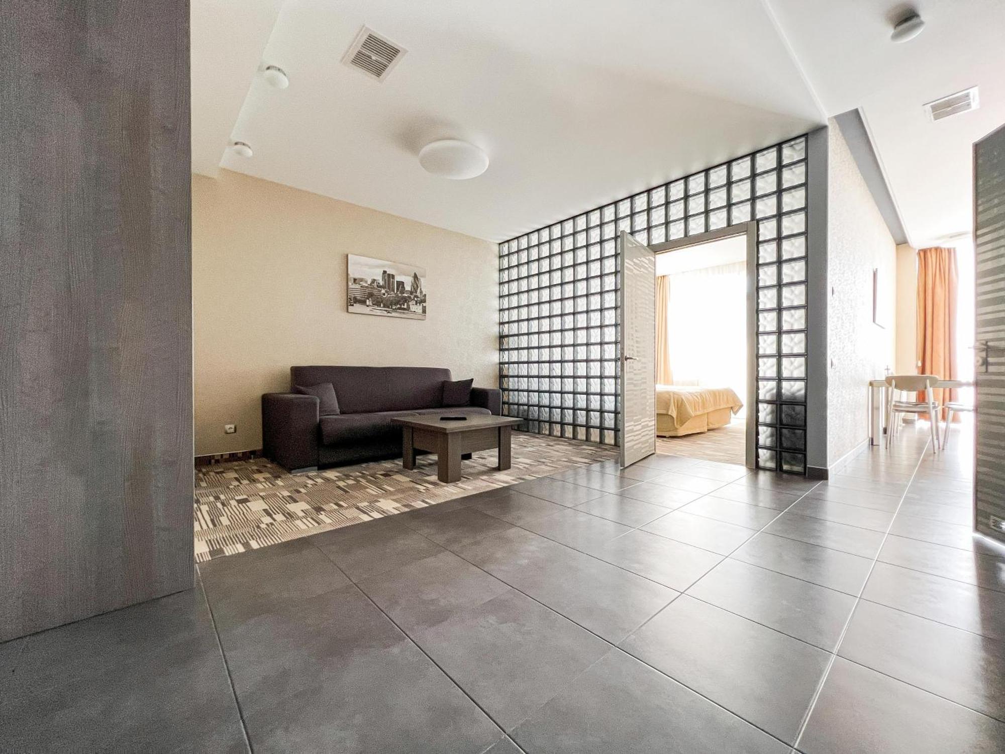 12Th Floor Apartments Odesa Exterior photo