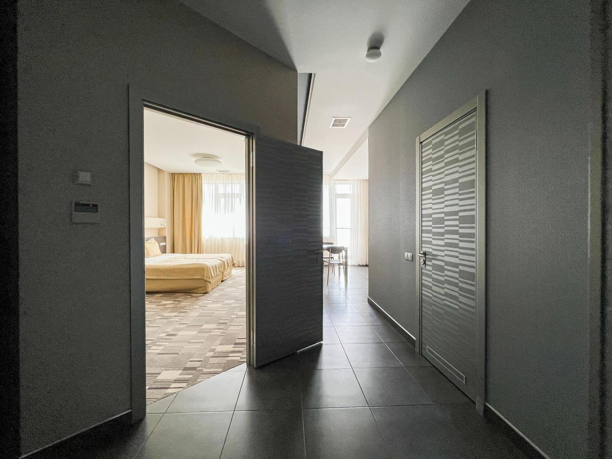 12Th Floor Apartments Odesa Exterior photo