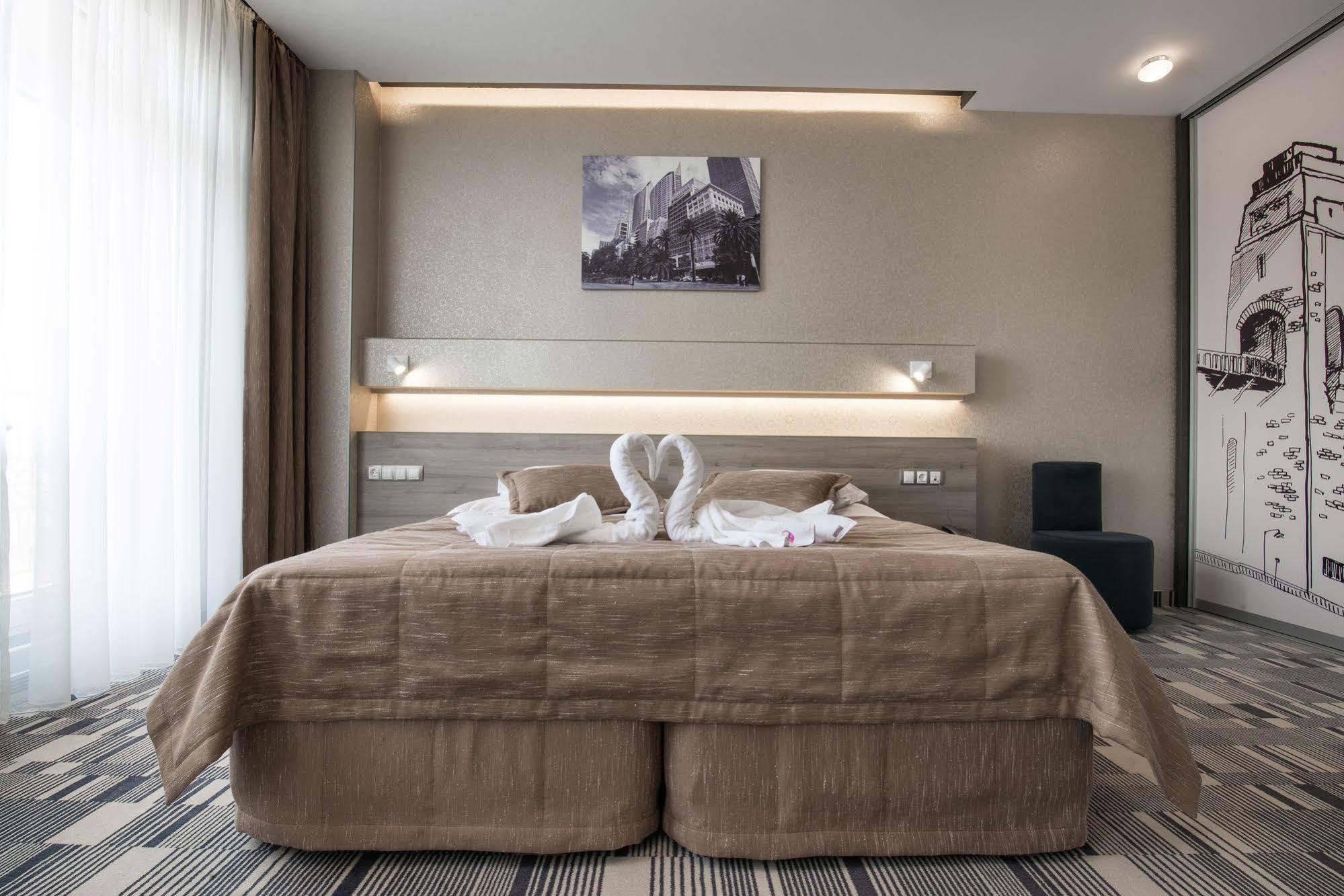 12Th Floor Apartments Odesa Exterior photo